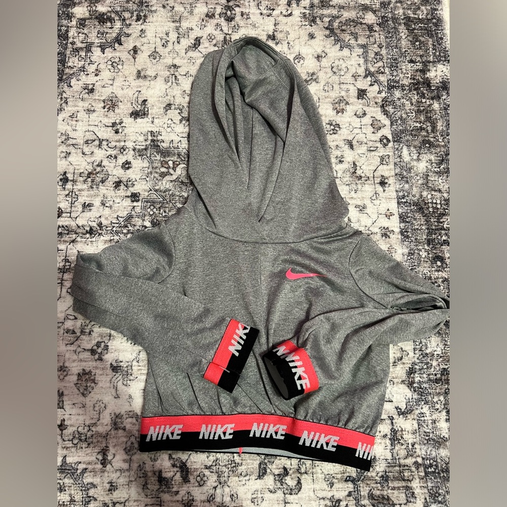 Nike Cropped hoodie